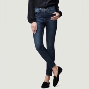 *Like New* Frame Le High Skinny in Dark (Harvard wash)